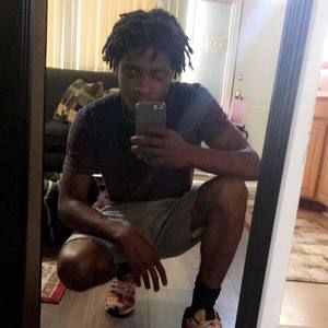 Meet your Posher, Larry